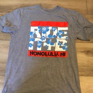 Brand new gray shirt size L